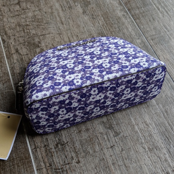 Michael Kors MD Travel Pouch Amethyst - Picture 2 of 4